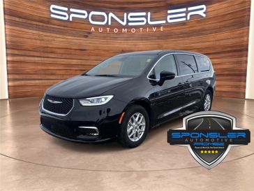 Used 2024 Chrysler Pacifica Touring L