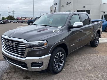 2025 RAM 1500 Laramie Crew Cab 4x4 5'7' Box
