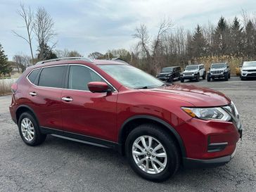 Used 2018 Nissan Rogue SV