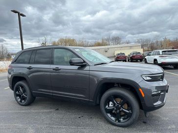 New 2025 Jeep Grand Cherokee Limited 4x4