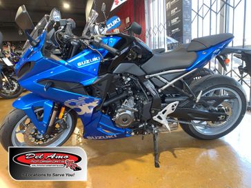 New 2025 Suzuki GSX-8R 