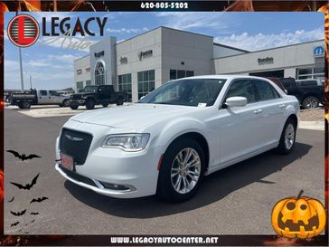 2021 Chrysler 300 Touring