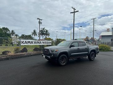 2022 Toyota Tacoma Limited Double Cab 5ft Bed V6 AT