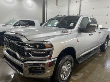 New 2026 RAM 3500 Tradesman Crew Cab 4x4 8' Box