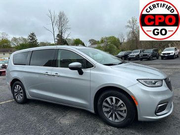 2023 Chrysler Pacifica Hybrid