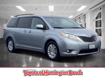 Used 2014 Toyota Sienna XLE