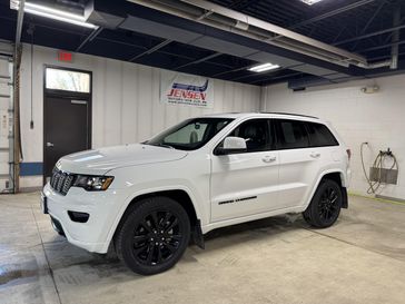 Used 2021 Jeep Grand Cherokee Laredo X 4x4