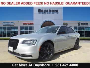 2023 Chrysler 300 Touring