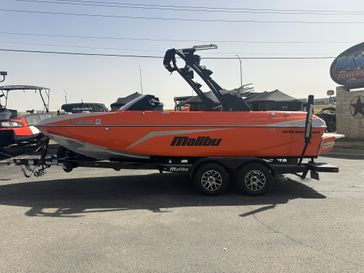 2021 MALIBU WAKESETTER 21 VLX 