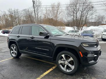 New 2025 Jeep Grand Cherokee Limited 4x4