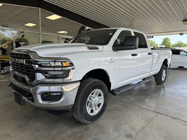 2025 RAM 2500 Tradesman Crew Cab 4x4 8' Box