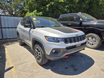 Used 2025 Jeep Compass Trailhawk
