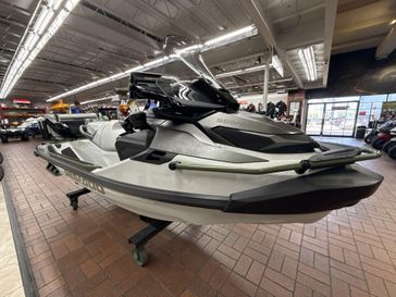 2025 SEADOO FISHPRO APEX 300 AUD IBR IDF 