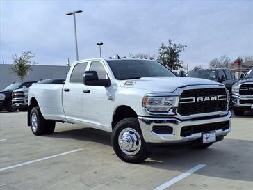 2024 RAM 3500 Tradesman Crew Cab 4x4 8' Box