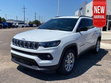 Used 2024 Jeep Compass Latitude Lux