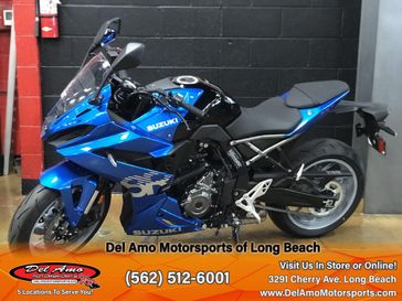 2025 Suzuki GSX-8R 