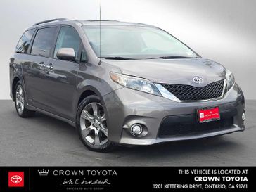 Used 2014 Toyota Sienna SE