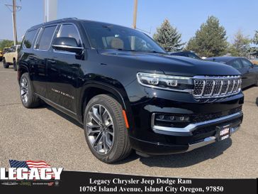 2023 Grand Wagoneer Series III 4X4 in a Diamond Black Crystal Pearl Coat exterior color and Tupelo/Blackinterior. Legacy Chrysler Jeep Dodge RAM 541-663-4885 legacychryslerjeepdodgeram.com 