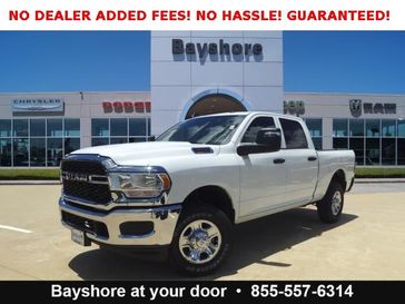 2024 RAM 2500 Tradesman Crew Cab 4x4 6'4' Box