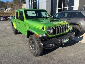 New 2026 Jeep Gladiator Sport S 4x4