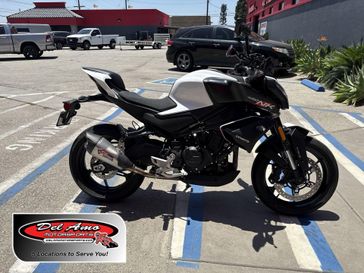 Used 2025 CFMOTO 450NK 