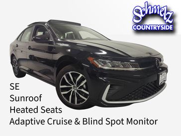 Used 2025 Volkswagen Jetta SE w/Sunroof