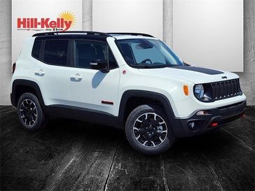 2023 Jeep Renegade Trailhawk 4x4 in a Alpine White Clear Coat exterior color and Blackinterior. Hill-Kelly Dodge (850) 786-2130 hillkellydodge.com 