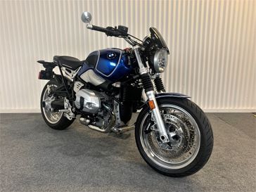 2020 BMW R nineT / 5  in a BLUE exterior color. SoSo Cycles 877-344-5251 sosocycles.com 