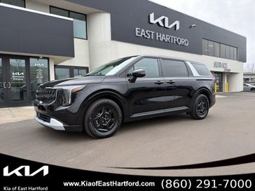 Used 2025 Kia Carnival LXS