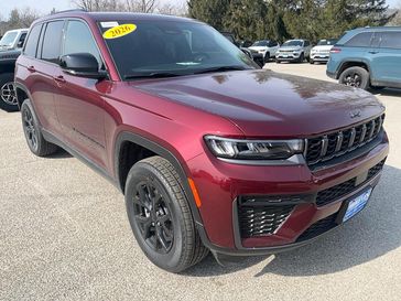 New 2026 Jeep Grand Cherokee Laredo Altitude 4x4