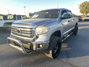 2016 Toyota Tundra 4WD Truck SR5