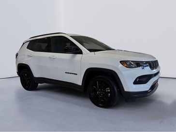 New 2026 Jeep Compass Latitude Altitude
