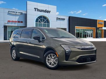 New 2027 Chrysler Pacifica Select