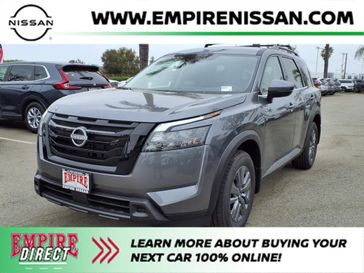 2025 Nissan Pathfinder SV