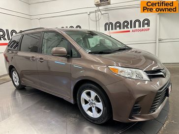 2020 Toyota Sienna LE