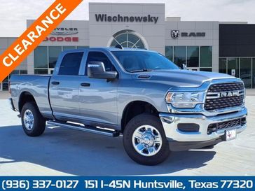 2024 RAM 2500 Tradesman Crew Cab 4x4 6'4' Box