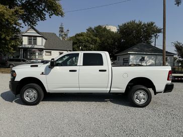 2024 RAM 2500 Tradesman Crew Cab 4x4 6'4' Box