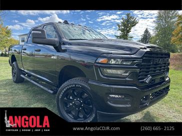 New 2026 RAM 2500 Black Express Crew Cab 4x4 6'4' Box