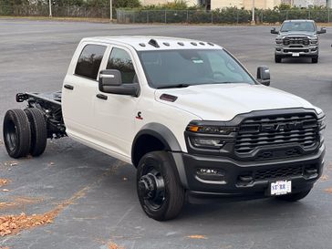 New 2026 RAM 4500 Tradesman Chassis Crew Cab 4x4 60' Ca