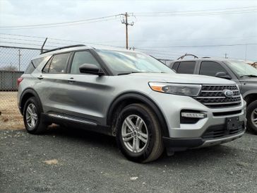 Used 2024 Ford Explorer XLT