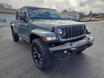 2025 Jeep Gladiator Nighthawk 4x4