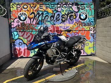 Racing Blue Metallic