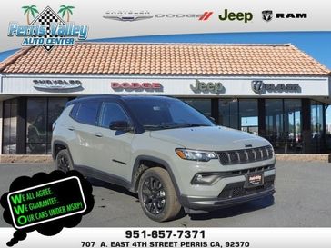 2024 Jeep Compass Latitude 4x4 in a Sting-Gray Clear Coat exterior color and Blackinterior. Perris Valley Chrysler Dodge Jeep Ram 951-355-1970 perrisvalleydodgejeepchrysler.com 