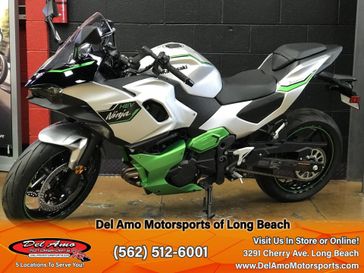 2024 Kawasaki NINJA 7 HYBRID ABS 