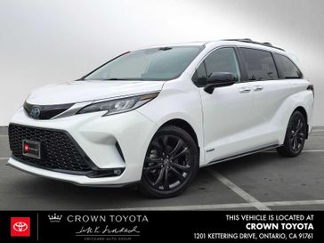 2021 Toyota Sienna XSE