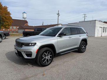 New 2025 Jeep Grand Cherokee Limited 4x4