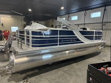 New 2026 SOUTHBAY 222FCRLE 