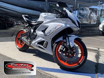 Used 2023 Yamaha YZF-R7 CA 