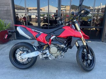 2024 Ducati HYPERMOTARD 698 