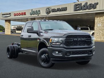 2024 RAM 3500 Tradesman Crew Cab Chassis 4x4 60' Ca